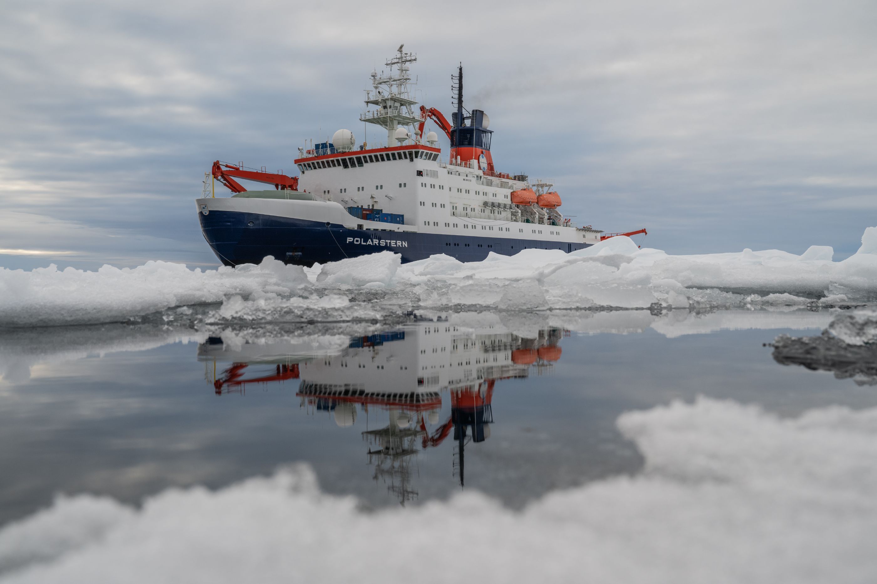 research vessel ow70m